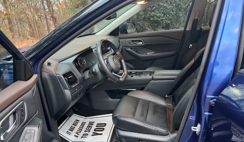 
								2021 Nissan Rogue SL full									