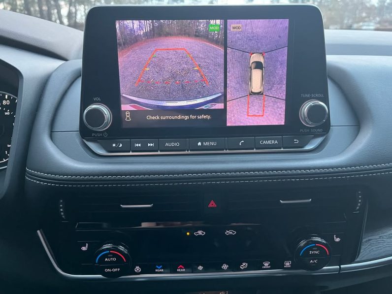 
								2021 Nissan Rogue SL full									