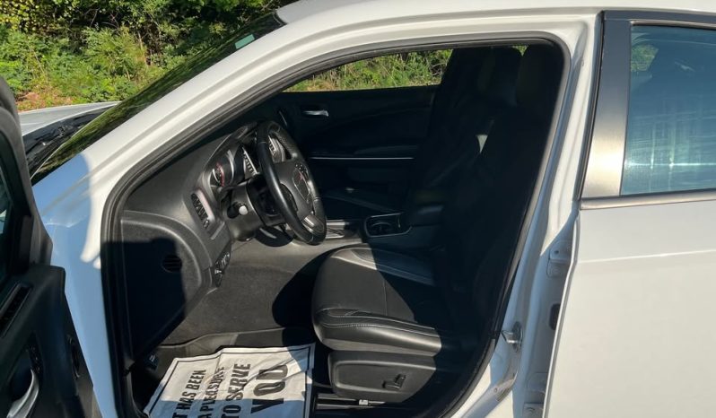
								2022 Dodge Charger SXT full									