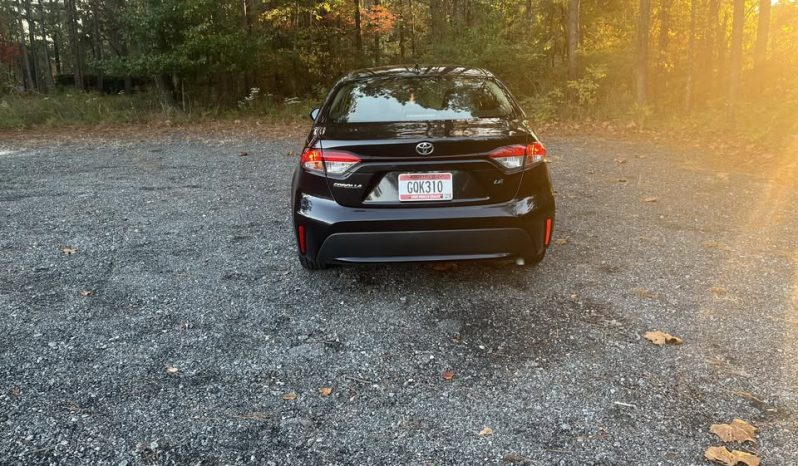 
								2020 Toyota Corolla LE FWD 4D full									