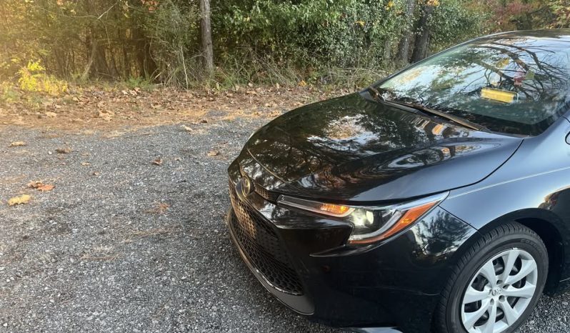 
								2020 Toyota Corolla LE FWD 4D full									