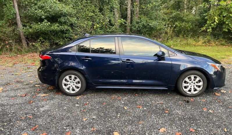 
								2020 Toyota Corolla LE FWD 4D full									