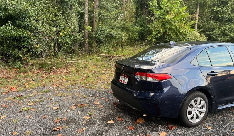 
								2020 Toyota Corolla LE FWD 4D full									