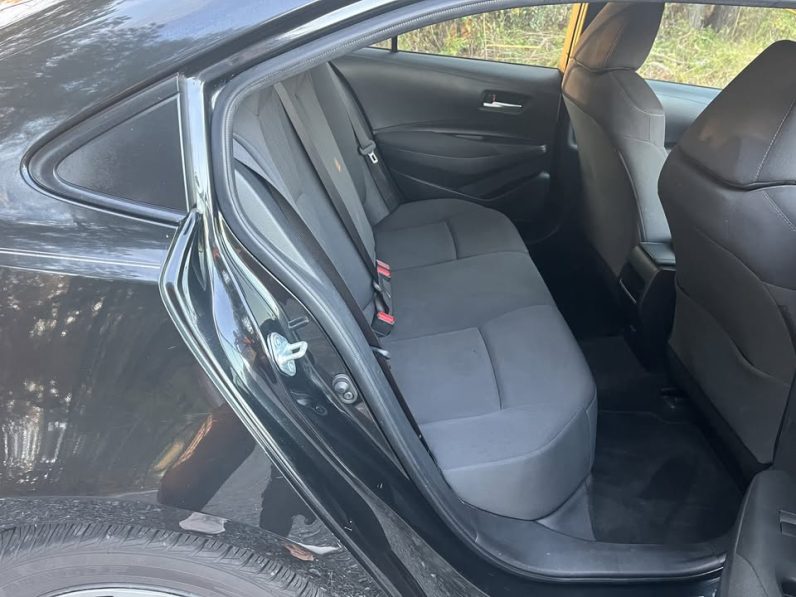 
								2020 Toyota Corolla LE FWD 4D full									