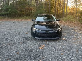 2020 Toyota Corolla LE FWD 4D