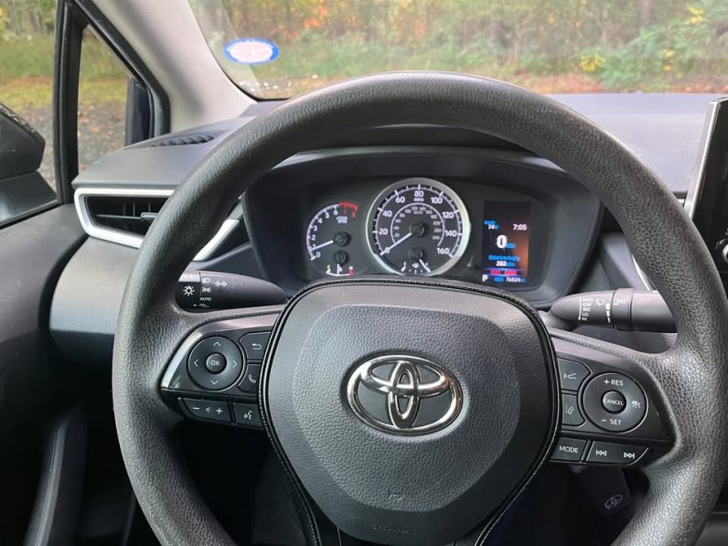 
								2020 Toyota Corolla LE FWD 4D full									