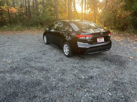 2020 Toyota Corolla LE FWD 4D