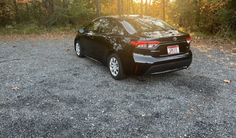 
								2020 Toyota Corolla LE FWD 4D full									