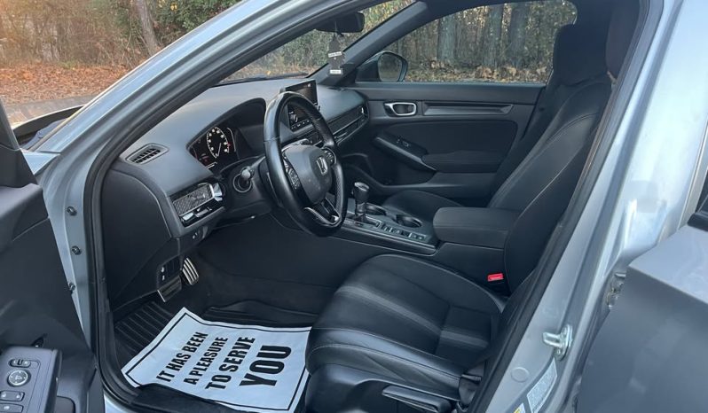 
								2022 Honda Civic Sport full									