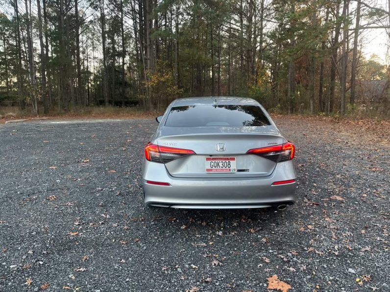 
								2022 Honda Civic Sport full									