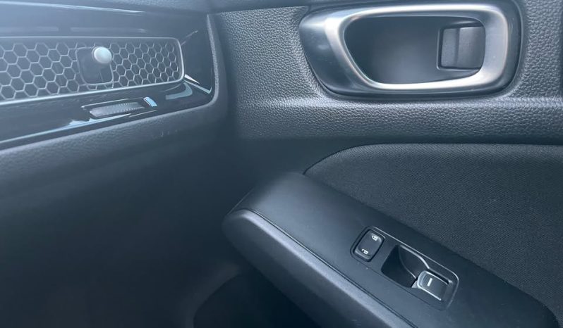 
								2022 Honda Civic Sport full									