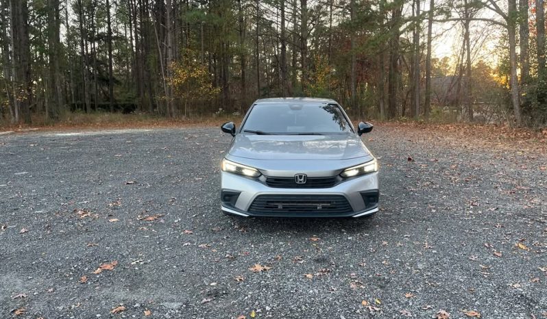 
								2022 Honda Civic Sport full									