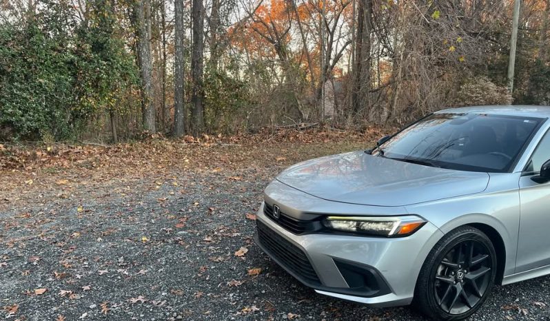 
								2022 Honda Civic Sport full									